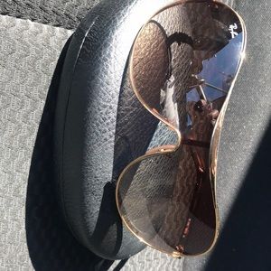 Perfect condition ray ban sun glasses gold frame